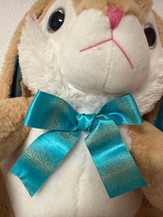 Peluche Conejo con Lazo Azul