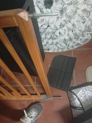 Barrera de seguridad para bebés de madera