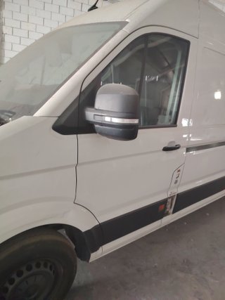 Volkswagen Crafter 2016 ENTERA 180km PIEZAS