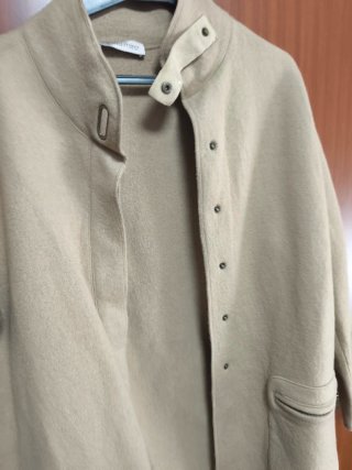 Chaqueta beige talla única da bastante talla