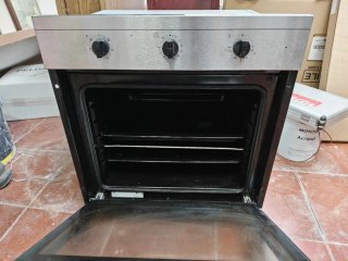 Horno y vitrocerámica Beko