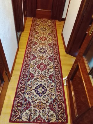 Alfombra pasillera estilo persa