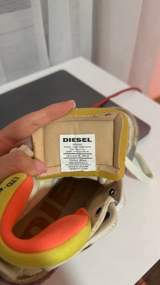 Zapatillas Diesel Talla 36 Edición limitada .