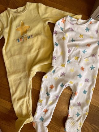 Pijama bebé estrellas y sol