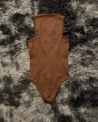 Body tirantes marrón talla S