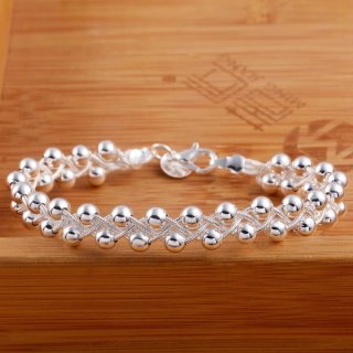 Pulsera trenzada.