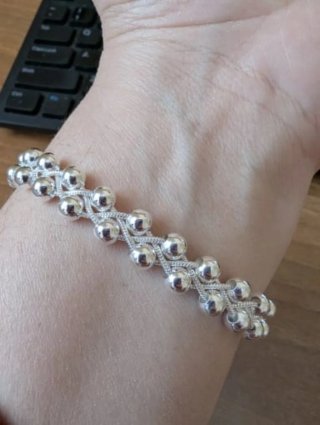 Pulsera trenzada.