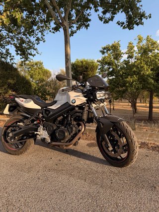 BMW F800R Naked Moto