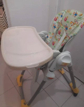 Trona bebé con estampado de animalitos