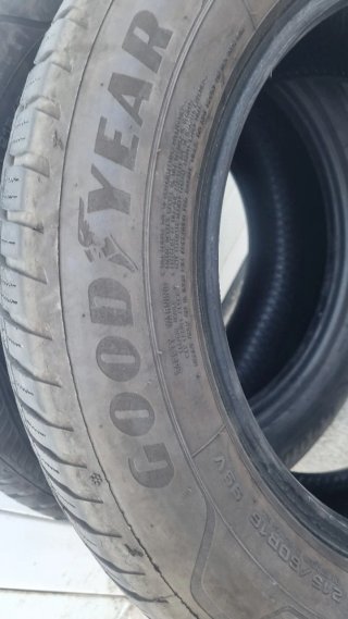 Neumáticos Invierno 4 Estaciones 215/60 R16 99V