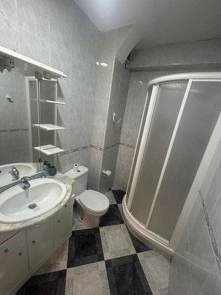 Piso en alquiler en Camino de Ronda - Rosaleda en Granada