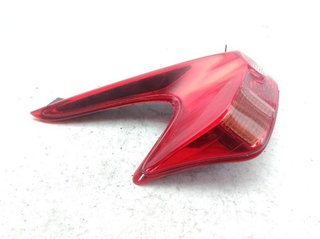 22100450 piloto trasero izquierdo nissan juke f15