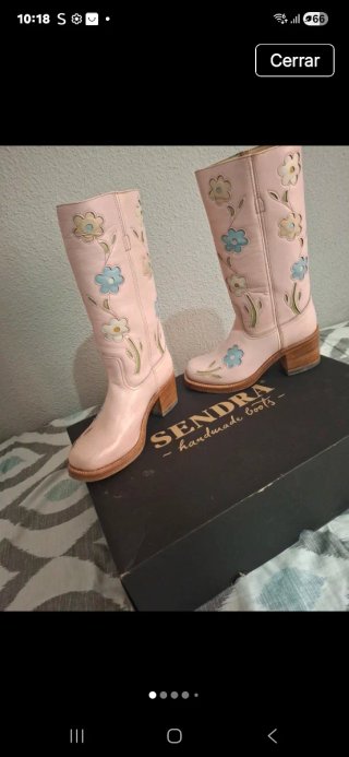 Botas Sendra piel rosas con flores