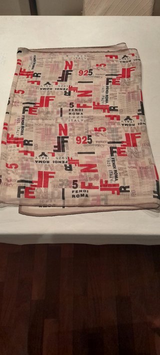 Foulard Fendi