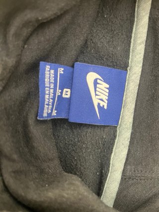 Sudadera Nike Negra con Capucha