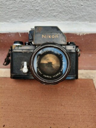 Cámara Nikon F Vintage Negra