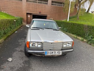 Mercedes-Benz Mercedes 300d 1982