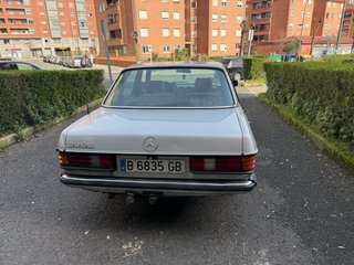 Mercedes-Benz Mercedes 300d 1982