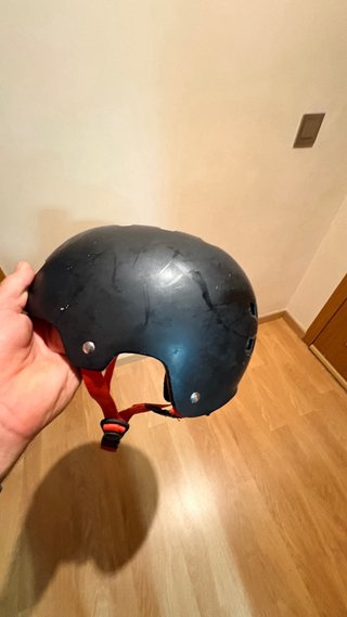 Casco Negro Ajustable