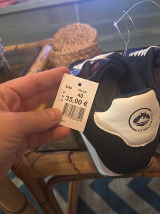 Zapatillas Jhayber casual t40 A estrenar