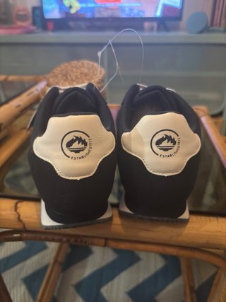 Zapatillas Jhayber casual t40 A estrenar