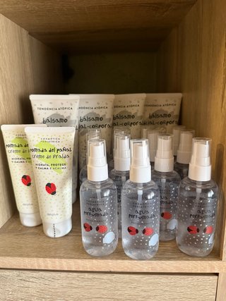 Lote cuidado bebés Deliplus (bálsamo, crema, agua