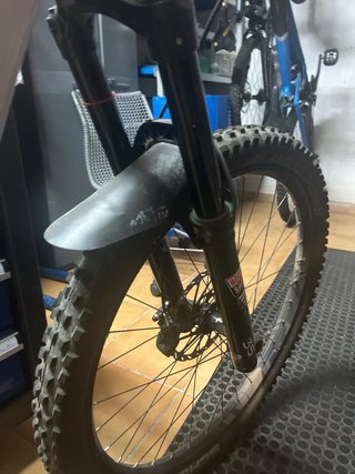 Bicicleta de Descenso Commencal 27.5