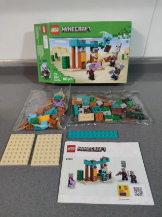LEGO Minecraft 21267 - El Asalto de los Pillagers