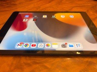 Apple iPad 9ª Gen Plata + pack cristal templado...
