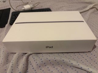 Apple iPad 9ª Gen Plata + pack cristal templado...