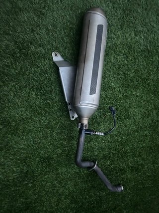 Tubo de escape LeoVince para Honda