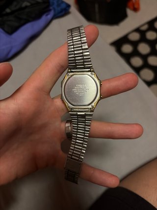 Reloj Casio Dorado Digital