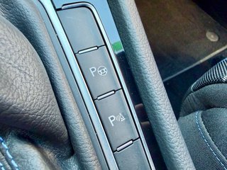 VOLKSWAGEN Golf eHybrid 1.4 TSI 150kW 204CV DSG
