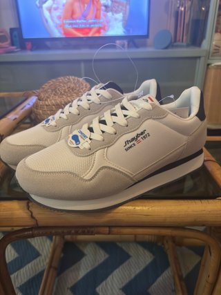 Zapatillas Jhayber casual Blancas y grises t40