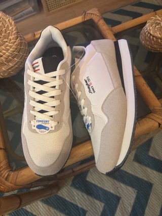 Zapatillas Jhayber casual Blancas y grises t40