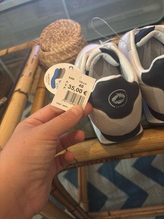 Zapatillas Jhayber casual Blancas y grises t40