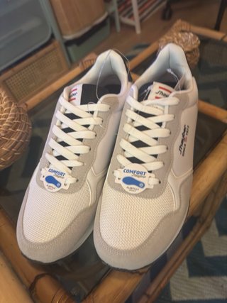 Zapatillas Jhayber casual Blancas y grises t40