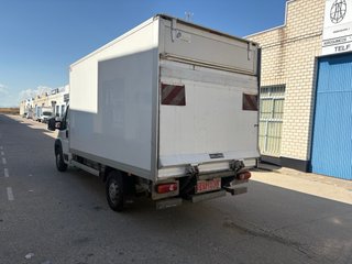Trampilla elevadora camión 750 kg