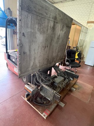 Trampilla elevadora camión 750 kg