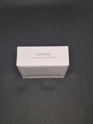 AirPods 4 ANC