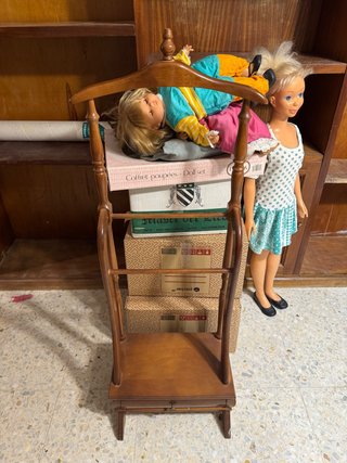 Galán de noche madera vintage con cajón