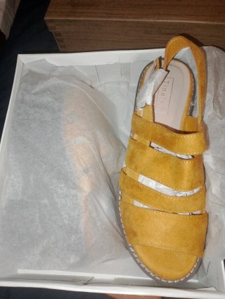 Sandalias de plataforma amarillas