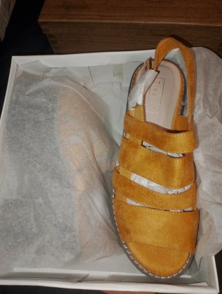 Sandalias de plataforma amarillas