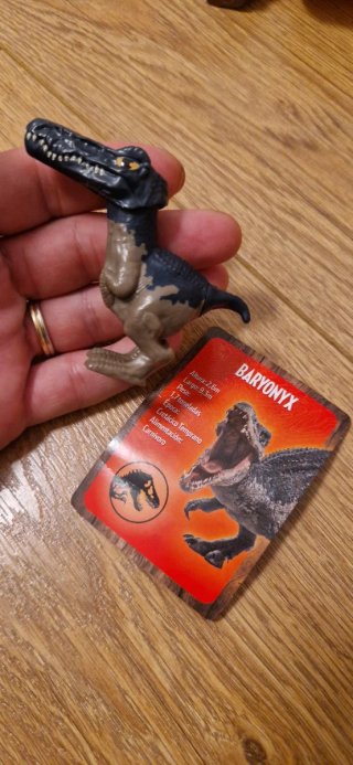 Lote 4 figuras dinosaurios Jurassic World
