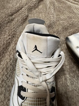 Air Jordan 4 Blancas