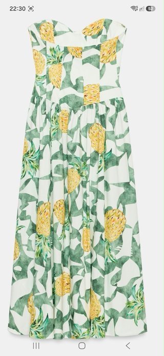Vestido de verano con estampado de piñas