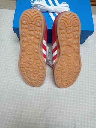 Adidas Gazelle Talla 37 1/3 Rojas
