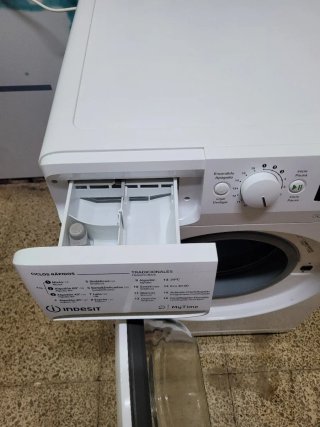 Lavadora Indesit 8kg Inverter Motor