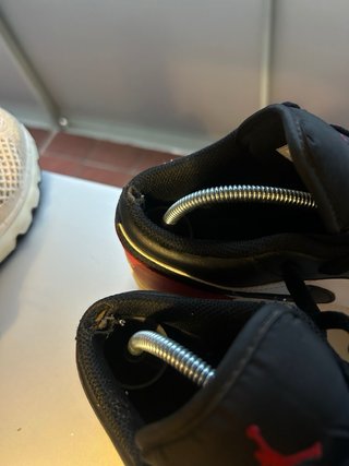 Jordan 1 Low Bred Toe