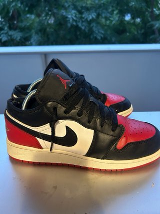 Jordan 1 Low Bred Toe